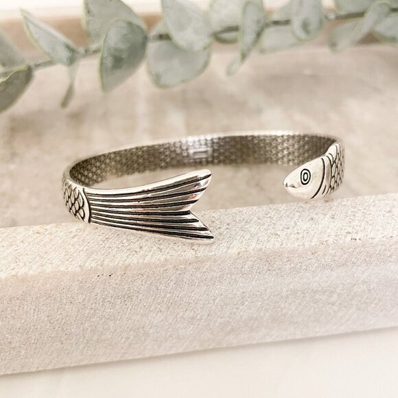 925 Sterling Silver Cuff Bracelet Fish Bracelet Modern Silver Bangle Bracelet - Picture 2 of 8